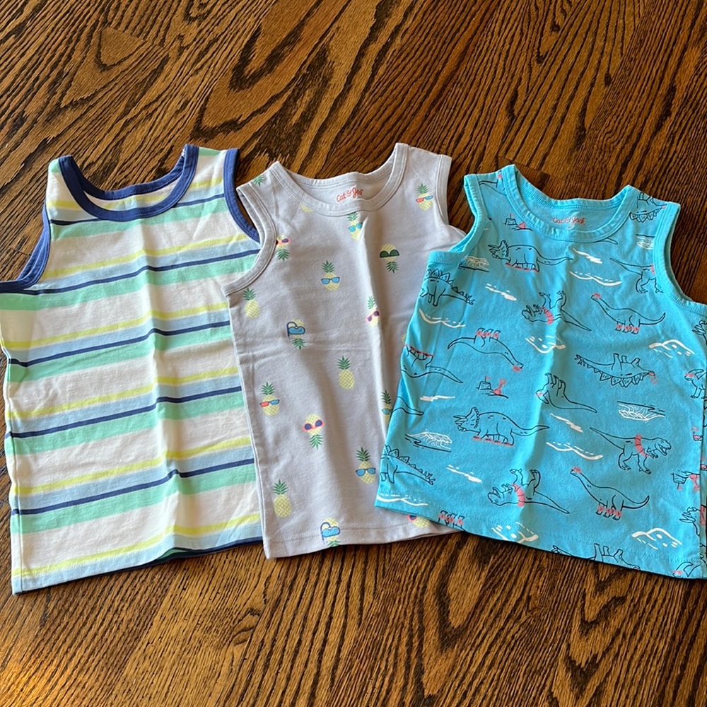 Cat & Jack lot of 4 tank tops 4T Like new bundle